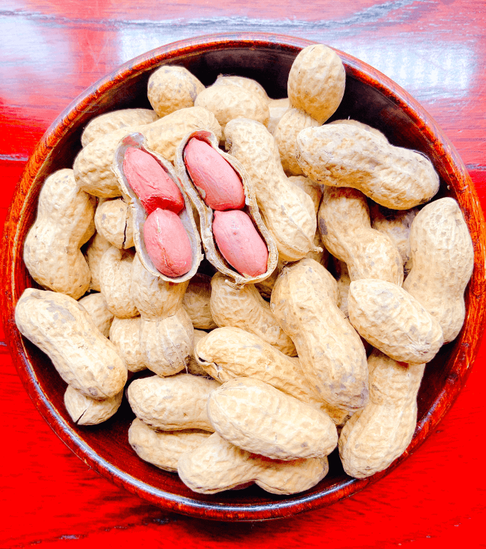 豆まきに向く殻付き（いりざや）落花生のイメージ