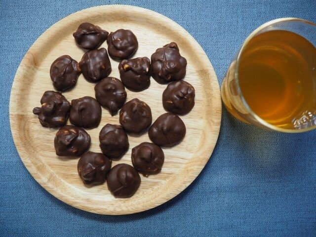 ピーナッツを使った加工菓子