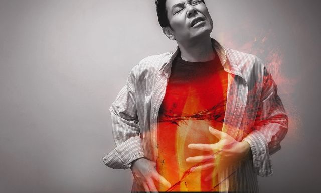 動脈硬化や生活習慣が気になる男性のイメージ