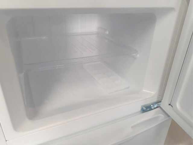 冷凍ゆで落花生を冷蔵庫で自然解凍するイメージ